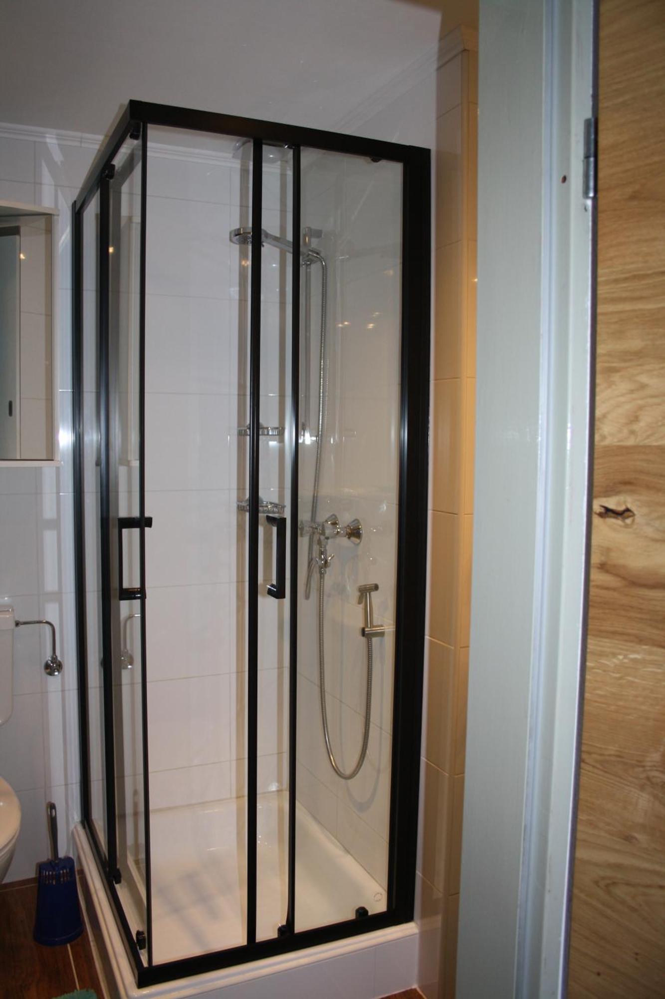 Urlaub Am Krausberghof, Apartment Mit Balkon Und Parkplatz, Inmitten Der Natur, Sauna Und Infrarotkabine, Kostenfreie Kaffeekapseln, 6 Fahrminuten Zur Alpentherme Gastein Und Zur Schlossalmbahn, Spielplatz Bad Hofgastein Luaran gambar