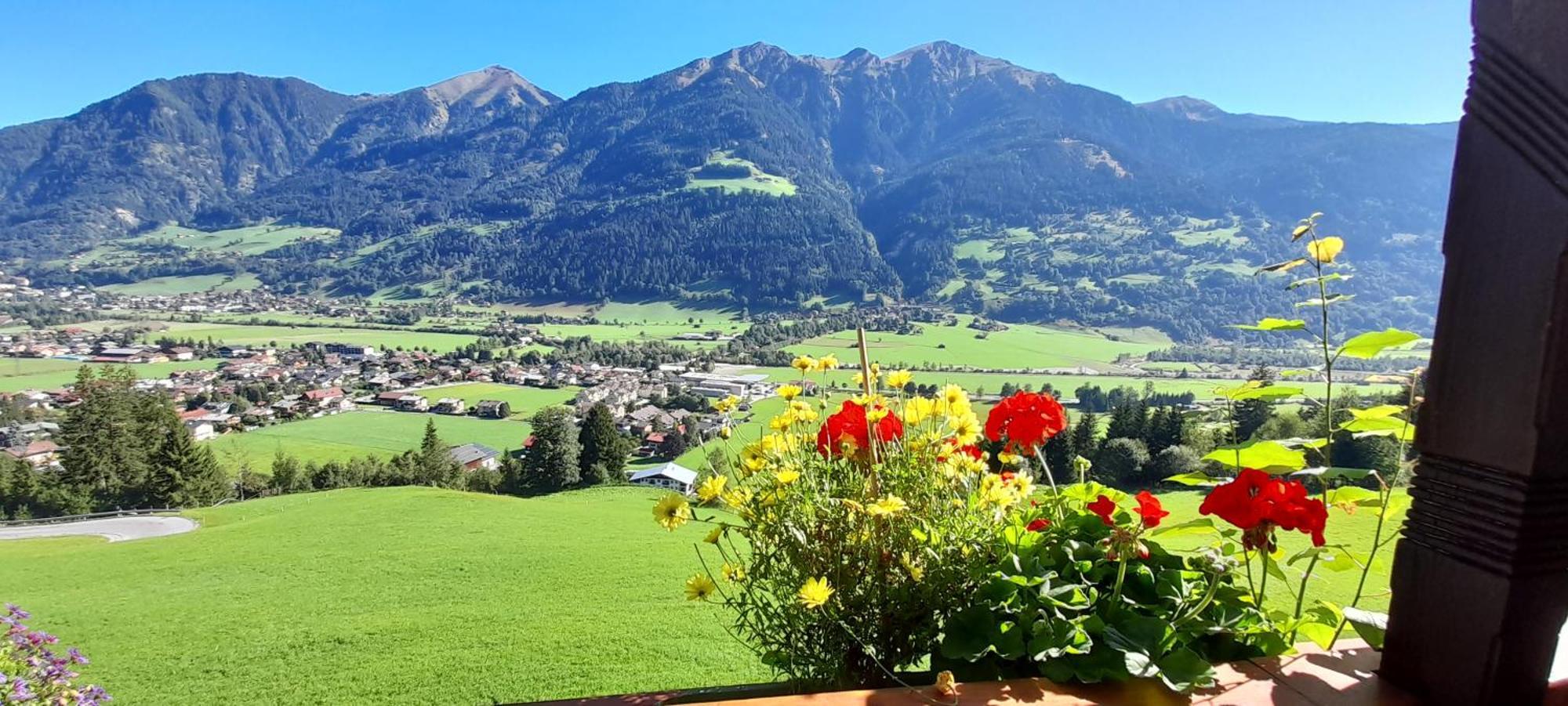 Urlaub Am Krausberghof, Apartment Mit Balkon Und Parkplatz, Inmitten Der Natur, Sauna Und Infrarotkabine, Kostenfreie Kaffeekapseln, 6 Fahrminuten Zur Alpentherme Gastein Und Zur Schlossalmbahn, Spielplatz Bad Hofgastein Luaran gambar