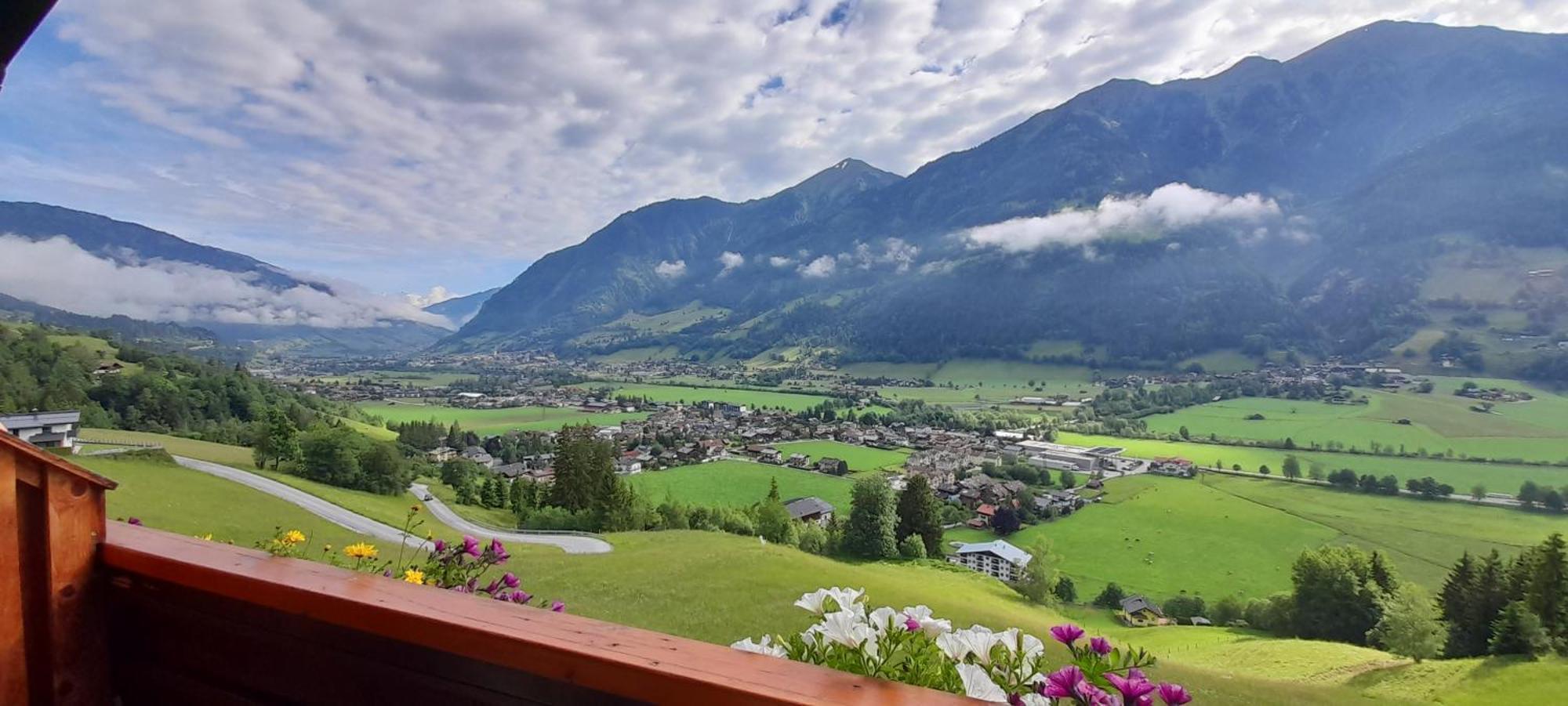 Urlaub Am Krausberghof, Apartment Mit Balkon Und Parkplatz, Inmitten Der Natur, Sauna Und Infrarotkabine, Kostenfreie Kaffeekapseln, 6 Fahrminuten Zur Alpentherme Gastein Und Zur Schlossalmbahn, Spielplatz Bad Hofgastein Luaran gambar